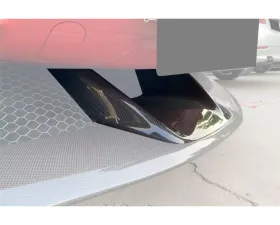 Carbonado DryCF OE Style Front Bumper Middle Air Vents Ferrari SF90 Stradale 2020+