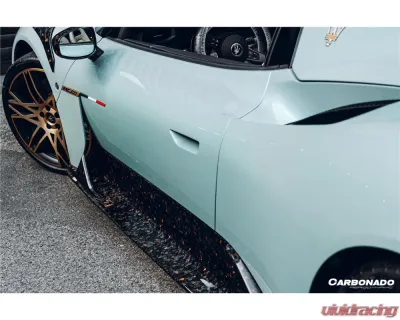 Maserati MC20 2020-2024 Carbonado Dry Carbon Fiber SVD Style Side Skirts - DRYFGCFODMC20SVD-SS