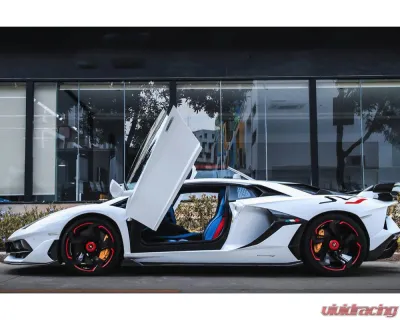 Carbonado DryFGPCF SVJ Style Side Skirts Lamborghini Aventador 2011-2021 - DRYFGPCFLP700SVJOD-SS