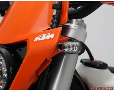 DENALI Electronics T3?Front Switchback LED M8 Turn Signals - DNL.T3.10000