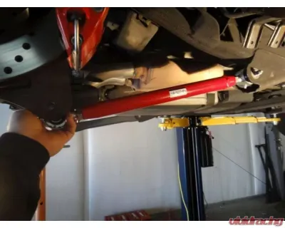Spohn Bright Red Adjustable Rear Lower Control Arms Chevrolet | Hummer 2007-2014 - GMSUV-07-205R
