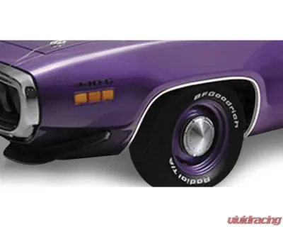 AMD Wheel Opening Moldings - 4 Piece Set Plymouth B-Body 1971-1972 - K-MN1484