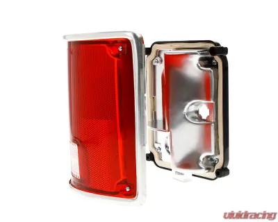 AMD RH Tail Lamp Assembly w/ Trim Chevrolet | GMC C/K Truck | SUV 1973-1991 - 950-4073-R
