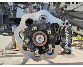 VTT 4 Piston Black Scalloped Ultimate Front Drag Brake Kit BMW E | F Series