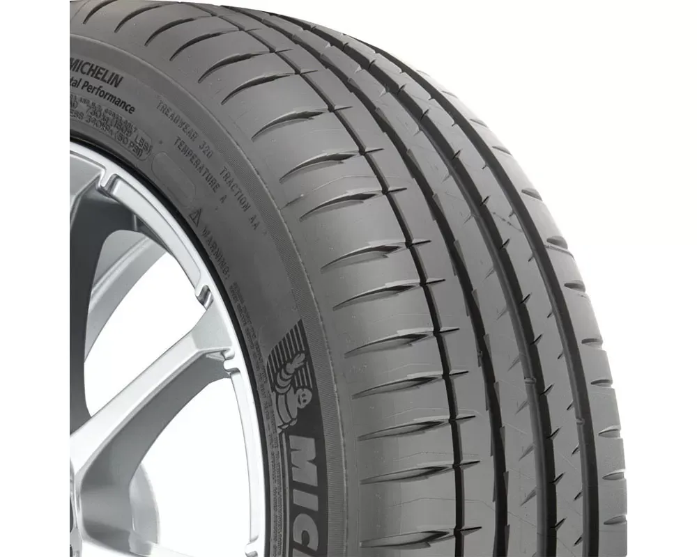 Pilot Sport 4 Acoustic