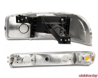 Raxiom Axial Series Clear Lens Chrome Housing OEM Style Replacement Headlights GMC Sierra 1500 1999-2006 - S518302