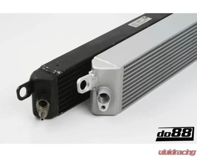 do88 Performance Engine Oil Cooler BMW M3 E90 | E92 | E93 2007-2013 - OC-100