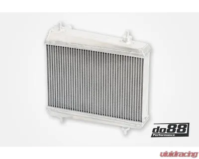do88 Performance Auxiliary Radiator  BMW M2 M3 M4 G80 G82 G87 S58 2020-2024 - WC-440