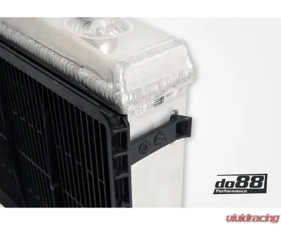 do88 Performance Auxiliary Radiator  BMW M2 M3 M4 G80 G82 G87 S58 2020-2024 - WC-440