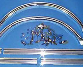 Brothers Trucks  Lower Body Side Molding Kit-Fleet-Shortbed-Silver/Black