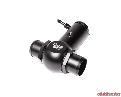 Chase Bays -20AN | 1.38in 35mm Normal Hose Raised Inline Filler Neck with Cap - CB-IFN-20AN-138-RADCAP-A