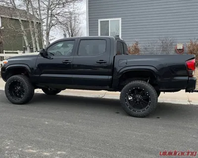 Freedom Off-Road 2.5-5 Inch Adjustable Coilovers 3 Inch Rear Blocks w/ U Bolts and Shocks Toyota Tacoma 2005-2023 - FO-T901-KIT