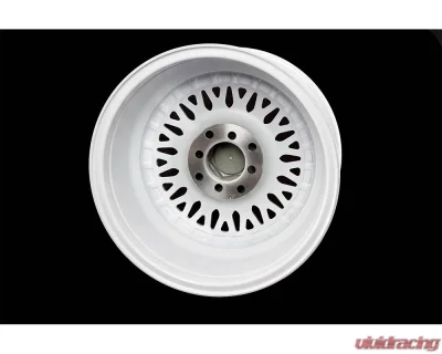 MST MT13 Series Wheel 15x8.0 4x100/4x114.3 +20mm White w/ Machined Lip Gold Rivets - 13-5816-20-WTGL