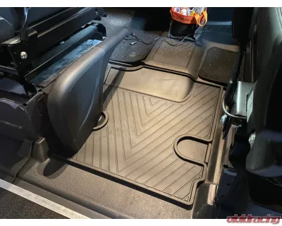 Terrawagen Walk Through Center Mat Cargo Mercedes-Benz 907 Sprinter 2019-2023 - TWNS-33