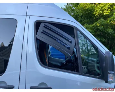Terrawagen Bug Barrier Window Vent Mercedes-Benz | Volkswagen | Ford | Ram 2006+ - TWPM-45
