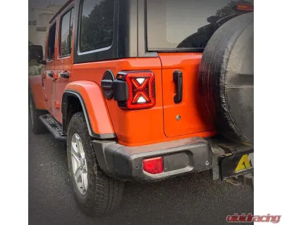 American Modified Arrow Tail Lights w/Smoked Lens Jeep Wrangler JL 2018-2024 - AMJPCA03304