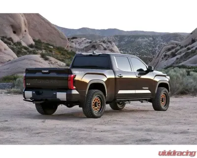 Fabtech 3'' Uniball UCA Lift Kit w/Front Dirt Logic 2.5 Coilovers & Rear Coil Spring Spacers w/Rear Dirt Logic 2.25 Shocks Toyota Tundra 4WD 2022-2024 - K7087DL