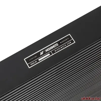 Mishimoto Performance Intercooler w/ Black Pipes Chevrolet Silverado | GMC Sierra 2500 | 3500 HD 2017-2019 - MMINT-DMAX-17KBKBK