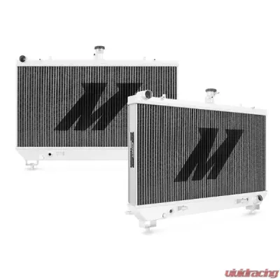 Mishimoto Performance Aluminum Radiator Chevrolet Camaro 2010-2011 - MMRAD-CSS-10