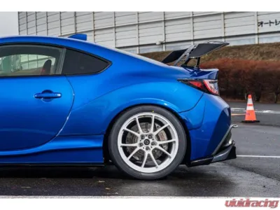 Axell FRP Rear Fenders Subaru BRZ 2012+ - AXL-RF-CF-ZD8