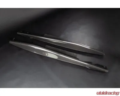 Capistro Exhaust Carbon Fiber Side Skirts with Small Fin Ferrari Roma 2020+ - 03FE13010004