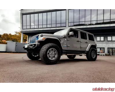 Capristo Exhaust Triple Tip Valved Exhaust w/ 250 Cell Sport Cat Downpipes Jeep Wrangler 4xe - 02JE12003002