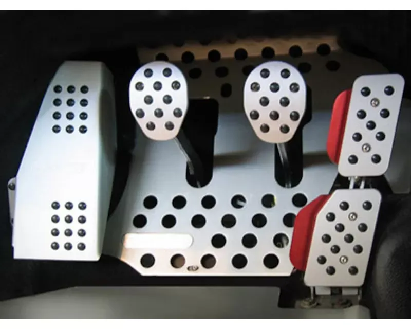 Rennline Rev2 4PC Rubber Grip Pedal Set Porsche 924 | 944 | 968 1977-1995 - A12.1P6053BLK.SLV