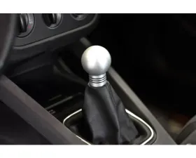 Rennline Aluminum Shift Knob Volkswagen Golf | Jetta | Rabbit | MK5/MK6 2005-2019