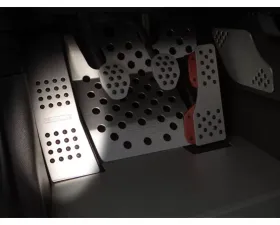 Rennline Black Dead Pedal Mini R55 R56 R57 R58 R59 2006+ - Durable CNC-Made Accessory