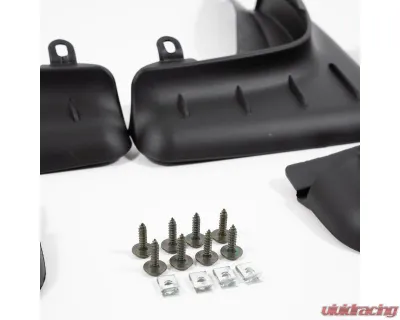 Rennline Mudflap Kit Porsche 95B Macan - E389