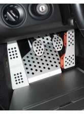 Rennline 4 Piece Rubber Grip Pedal Set Porsche 996 | 986 | 997 | 987 | Cayman 1997-2012                                     - P71.60.59 SILVER - Image 3