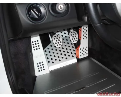 Rennline 4 Piece Rubber Grip Pedal Set w/ Dome Decal Crest Recess Porsche 996 | 986 | 997 | 987 | Cayman 1997-2012 - P71.60.59DBLACK