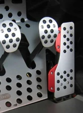 Rennline 4 Piece Rubber Grip Pedal Set RHD Porsche 996 | 986 | 997 | 987 1997-2012                                     - P71.60.95 SILVER - Image 4