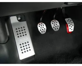 Rennline 4 Piece Rubber Grip Pedal Set for Volkswagen Golf MK7 2014-2019, Jetta 2011-2018