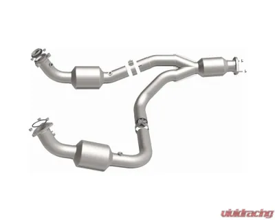 MagnaFlow OEM Grade Federal / EPA Compliant Direct-Fit Catalytic Converter Chevrolet | GMC 6L 2012-2020 - 280505