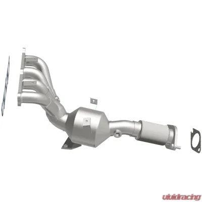 MagnaFlow Manifold Catalytic Converter for 2011-2015 Ford Fiesta, California CARB Compliant - 5531552