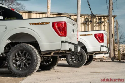 Corsa Performance 3.0" to 2.75" Dual Rear Exit Cat-Back Exhaust System w/4.0" Black PVD Straight Cut Tips Xtreme Sound Level: 22-25 Ford F-150 Tremor 145" Wheel Base - 21183BLK