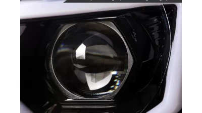 Spec-D LED Bar Sequential Turn Signal Projector Headlights (Glossy Black Housing/Clear Lens) Subaru WRX | STI 2006-2007                                     - 2LHP-WRX06BK-G2-TM - Image 3