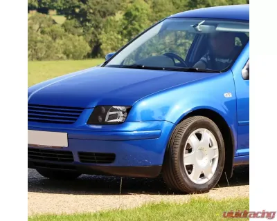 Spec-D Headlights Black with Fog Lights HB5 Low Beam- No Bulbs Included Volkswagen Jetta 1999-2004 - LH-JET99JM-V2-RS