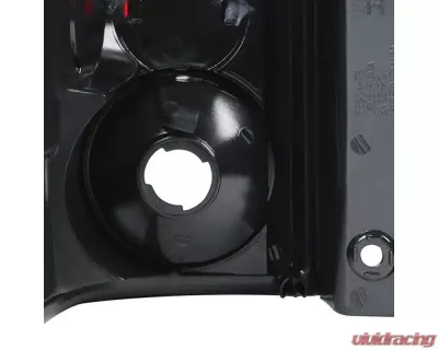 Spec-D Taillights (Chrome Housing/Smoked Lens) Ford Expedition 2003-2006 - LT-EPED03G-TM