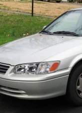 Spec-D Headlights & Corner Signal Lights w/ Amber Reflectors (Chrome Housing/Clear Lens) Toyota Camry 2000-2001                                     - 2LCLH-CAM00-RS - Image 10