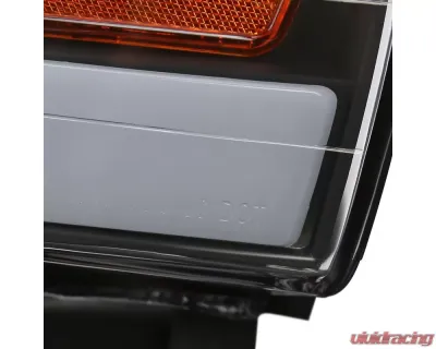 Spec-D LED Tube Factory Style Headlights (Matte Black Housing)/Clear Lens) Dodge Ram 2002-2005 - 2LH-DGP02JM-G3-GO