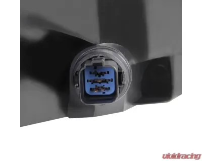 Spec-D Factory Style Crystal Headlights (Chrome Housing/Clear Lens) Ford Focus 2000-2004 - 2LH-FOC00-RS