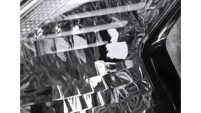 Spec-D Crystal Headlights w/ Amber Reflectors (Glossy Black Housing/Clear Lens) Honda HR-V 2016-2018                                     - 2LH-HRV15GB-RS - Image 2