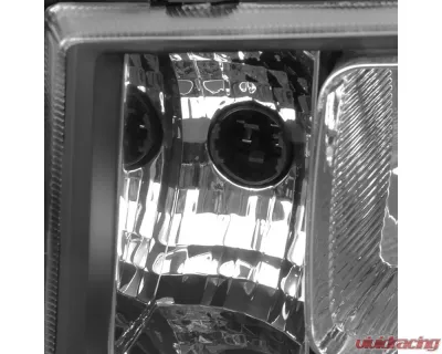 Spec-D Factory Style Headlights (Matte Black Housing/Clear Lens) GMC Sierra 2007-2014 - 2LH-SIE07JM-RS