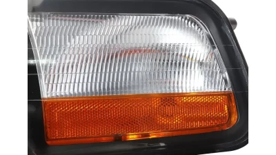 Spec-D Factory Style Headlights (Matte Black Housing/Clear Lens) Lincoln Town Car 2005-2011                                     - 2LH-TCAR03JM-EU - Image 5