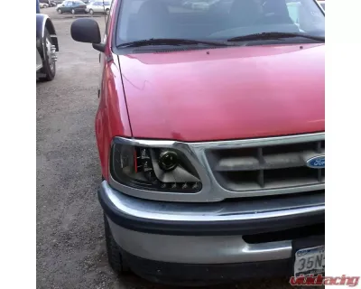 Spec-D Projector Headlights w/ SMD LED Light Strip (Matte Black Housing/Clear Lens) Ford Expedition | F-150 1997-2004 - 2LHP-F15097JM-RS