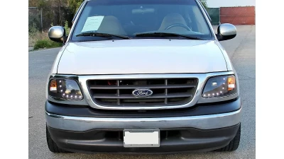 Spec-D Projector Headlights w/ SMD LED Light Strip (Matte Black Housing/Clear Lens) Ford Expedition | F-150 1997-2004                                     - 2LHP-F15097JM-RS - Image 10