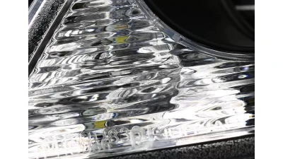 Spec-D Projector Headlights w/ LED Light Strip & LED Turn Signal Lights (Matte Black Housing/Clear Lens) Lexus IS300 2001-2005                                     - 2LHP-IS30001JM-TM - Image 8