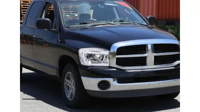 Spec-D Switchback LED C-Bar Projector Headlights (Chrome Housing/Clear Lens) Dodge Ram 2006-2009                                     - 2LHP-RAM06-G2-TM - Image 10